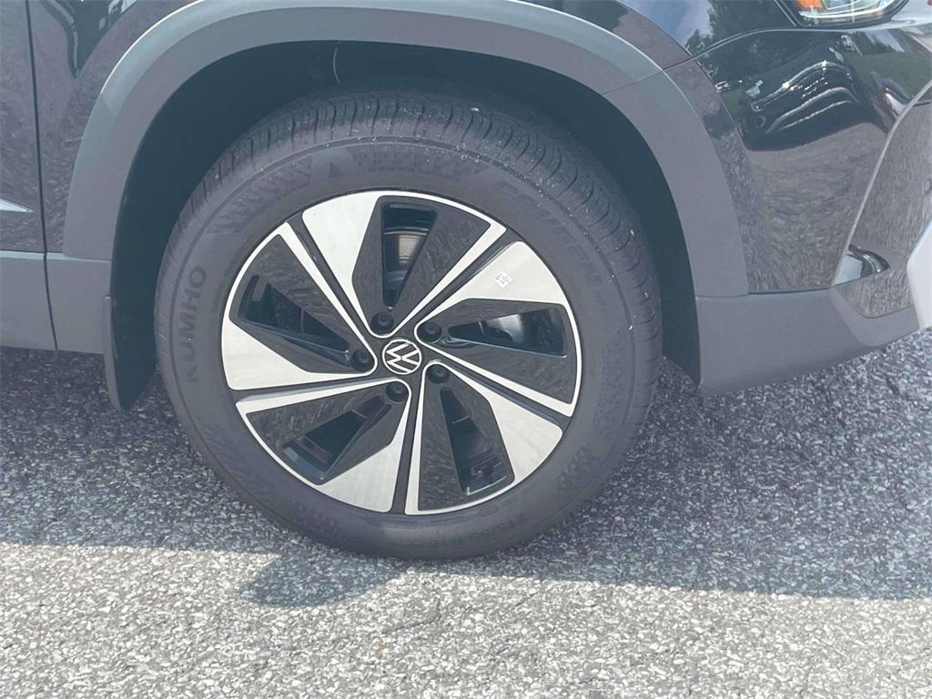 new 2025 Volkswagen Taos car, priced at $32,401