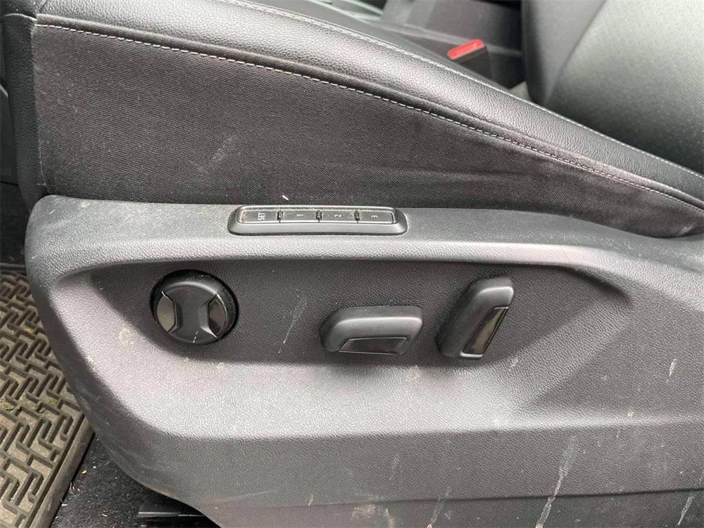 used 2019 Volkswagen Atlas car, priced at $21,500