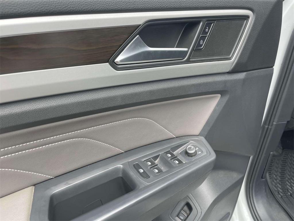 used 2021 Volkswagen Atlas car, priced at $29,188