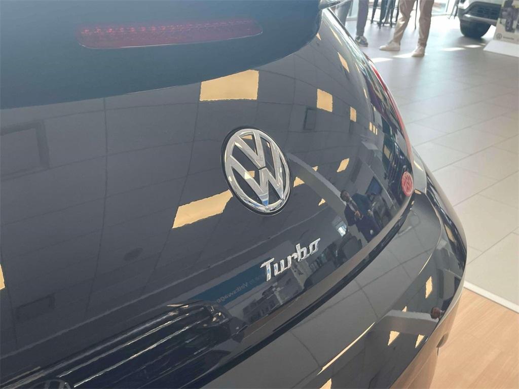 used 2018 Volkswagen Beetle car, priced at $23,900