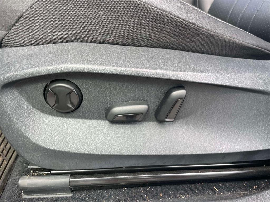 used 2022 Volkswagen Tiguan car, priced at $23,579