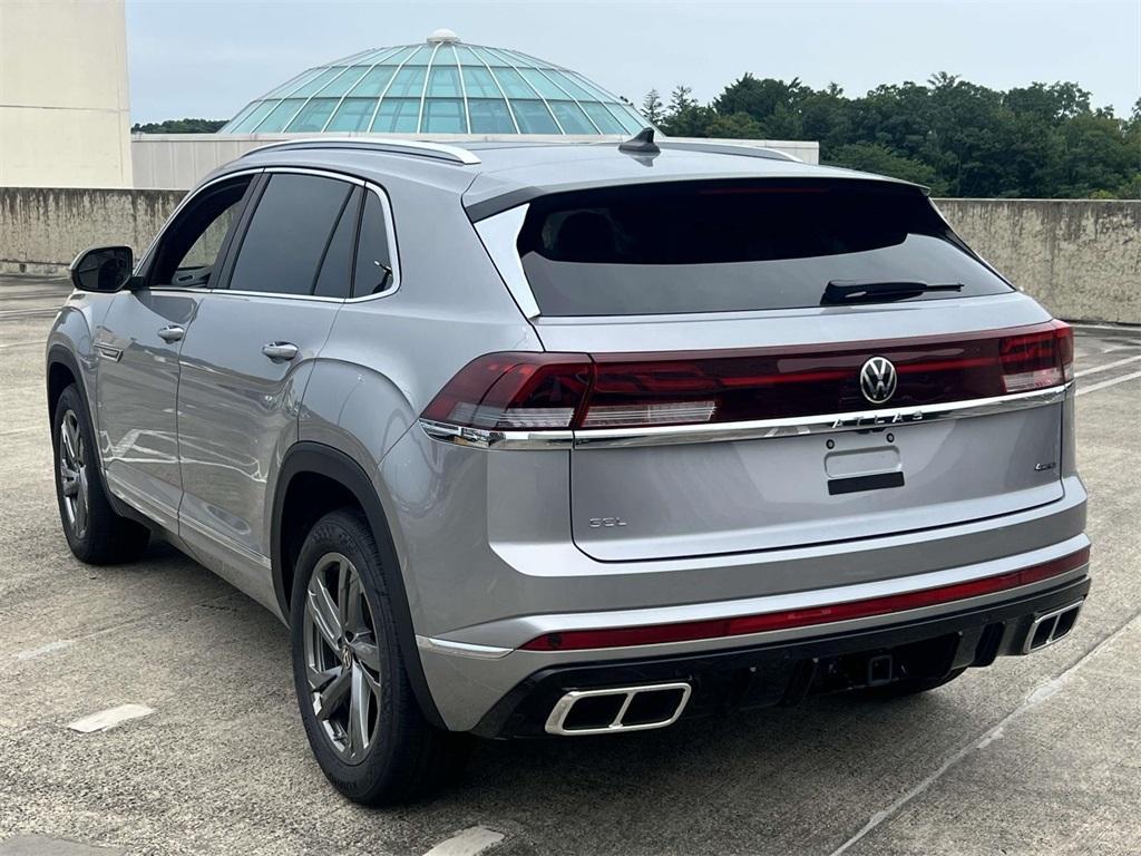 new 2024 Volkswagen Atlas Cross Sport car, priced at $47,018