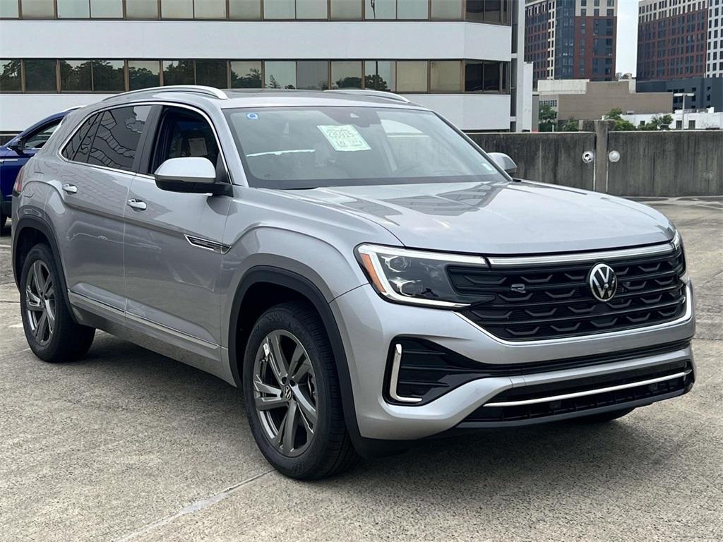 new 2024 Volkswagen Atlas Cross Sport car, priced at $47,018