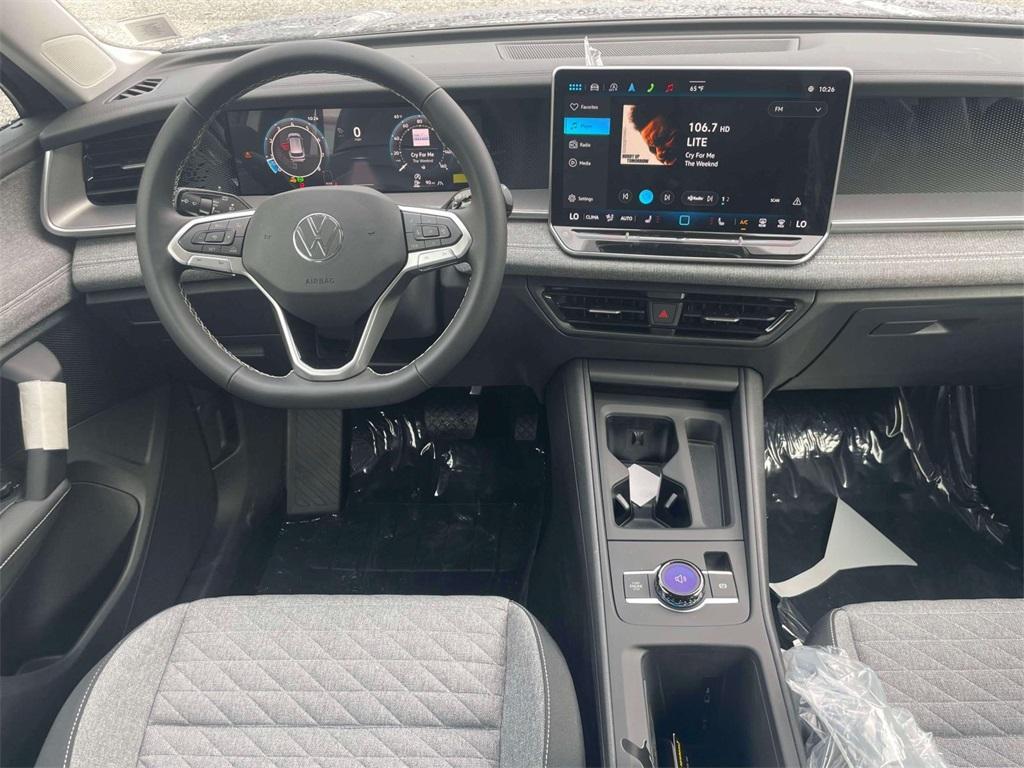 new 2025 Volkswagen Tiguan car, priced at $32,557