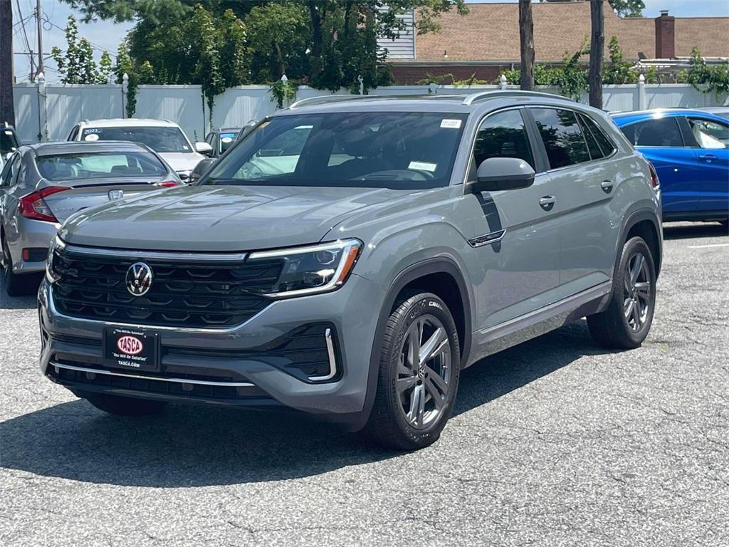 new 2024 Volkswagen Atlas Cross Sport car, priced at $46,841