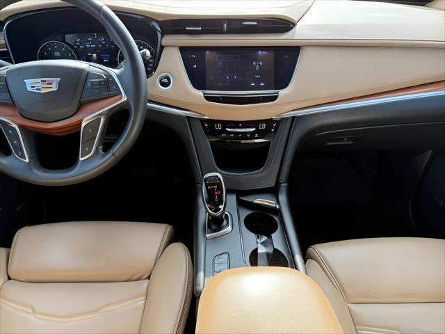 used 2017 Cadillac XT5 car, priced at $22,000