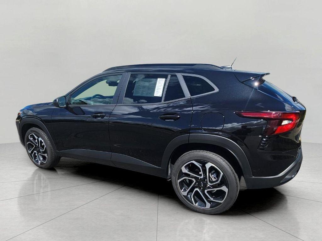 used 2024 Chevrolet Trax car, priced at $24,291