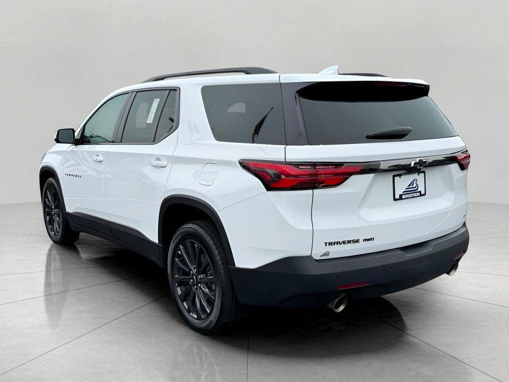 used 2022 Chevrolet Traverse car, priced at $31,000