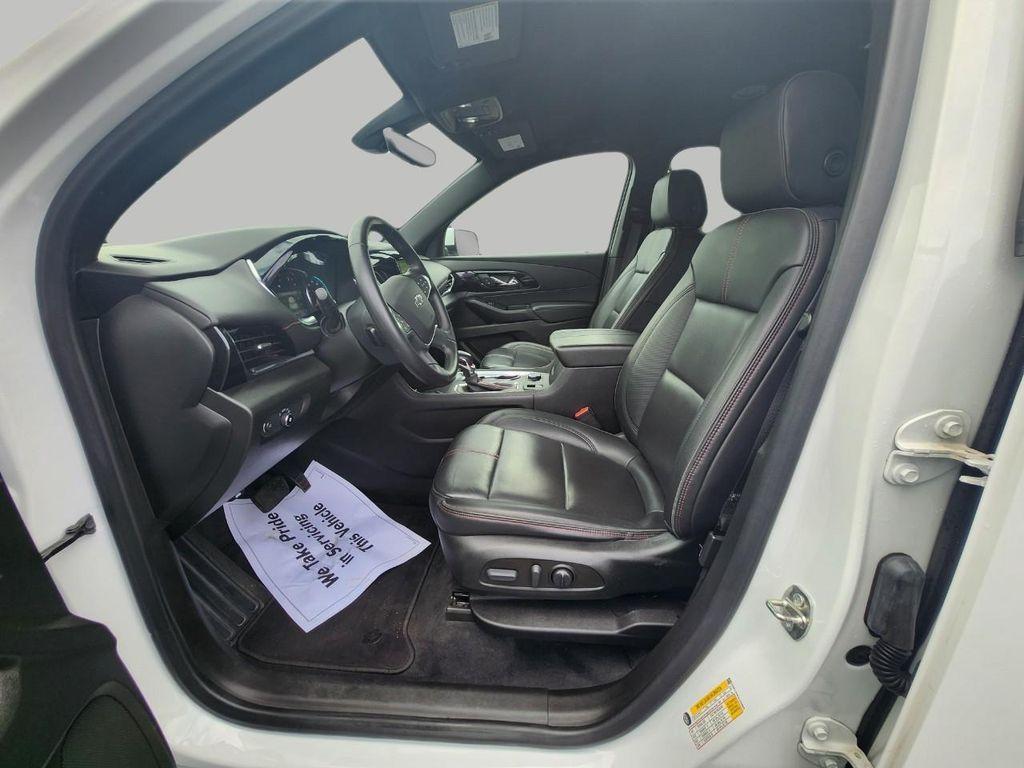 used 2022 Chevrolet Traverse car, priced at $31,000