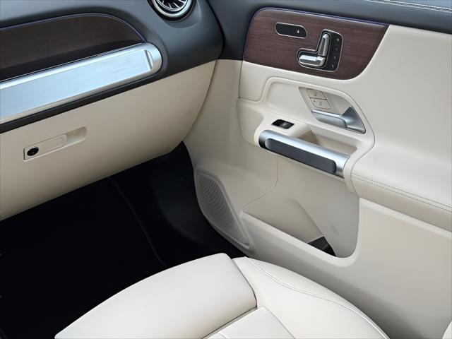 used 2023 Mercedes-Benz GLB 250 car, priced at $32,592
