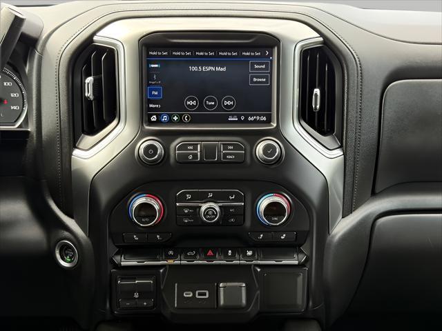 used 2022 Chevrolet Silverado 1500 car, priced at $31,193