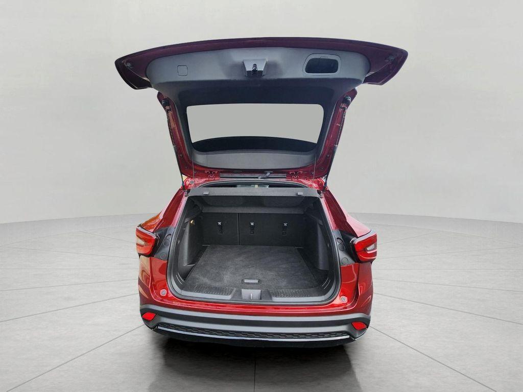 used 2024 Chevrolet Trax car, priced at $23,000