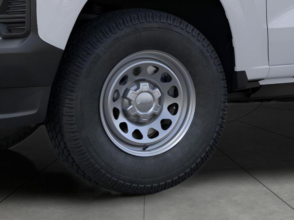 new 2025 Chevrolet Colorado car, priced at $31,590
