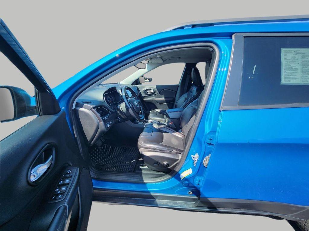 used 2021 Jeep Cherokee car, priced at $24,425