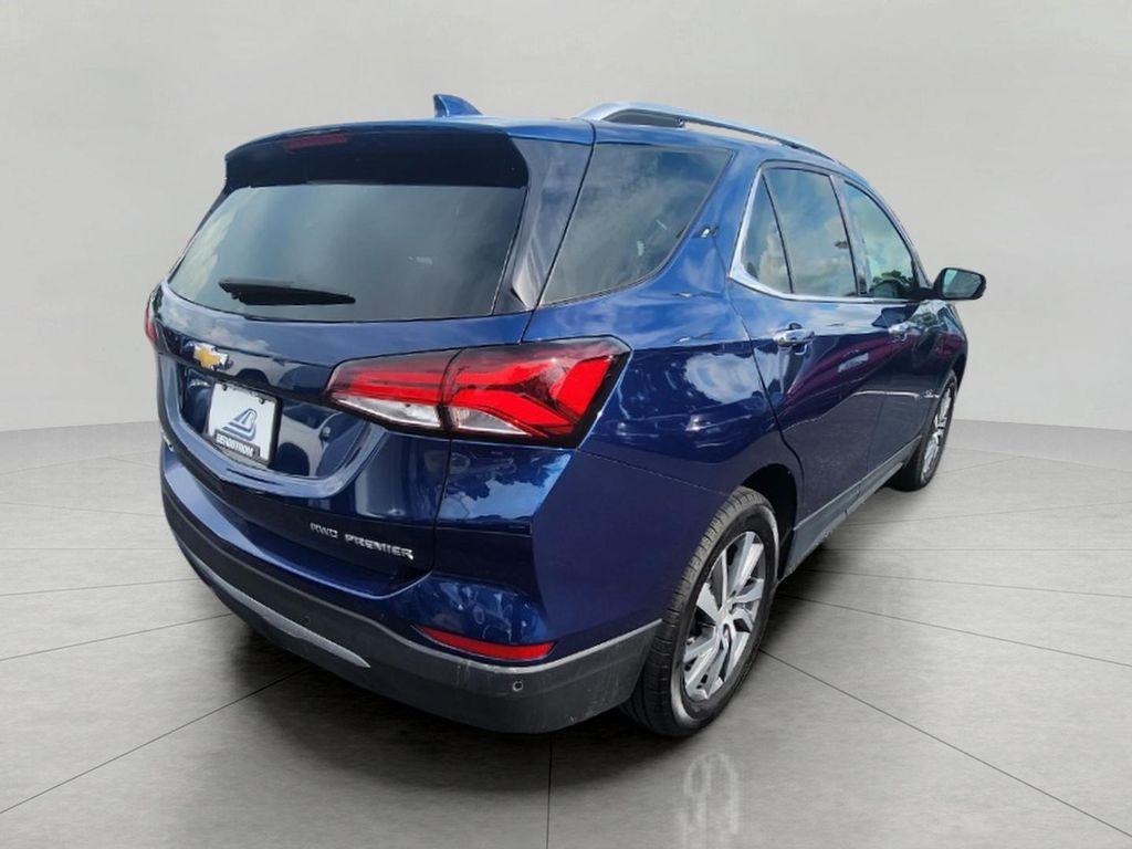 used 2022 Chevrolet Equinox car, priced at $27,202