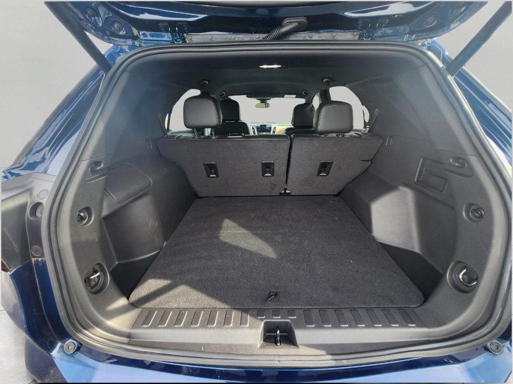 used 2022 Chevrolet Equinox car, priced at $27,202