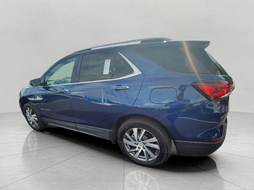 used 2022 Chevrolet Equinox car, priced at $27,202