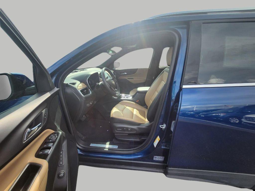 used 2022 Chevrolet Equinox car, priced at $27,202