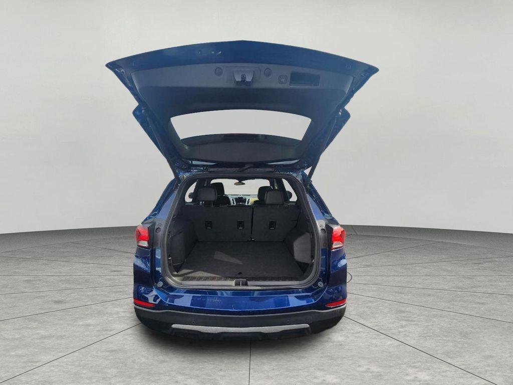 used 2022 Chevrolet Equinox car, priced at $27,202