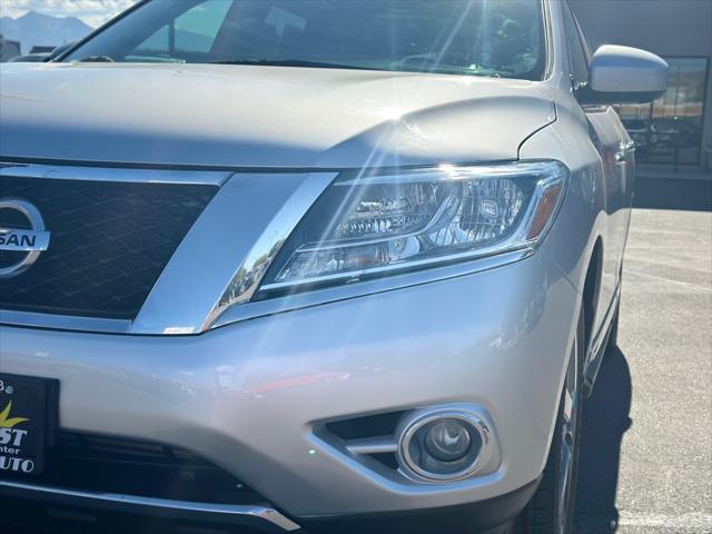 used 2014 Nissan Pathfinder car, priced at $9,998