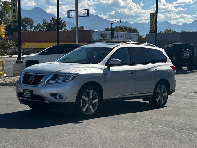 used 2014 Nissan Pathfinder car, priced at $9,998