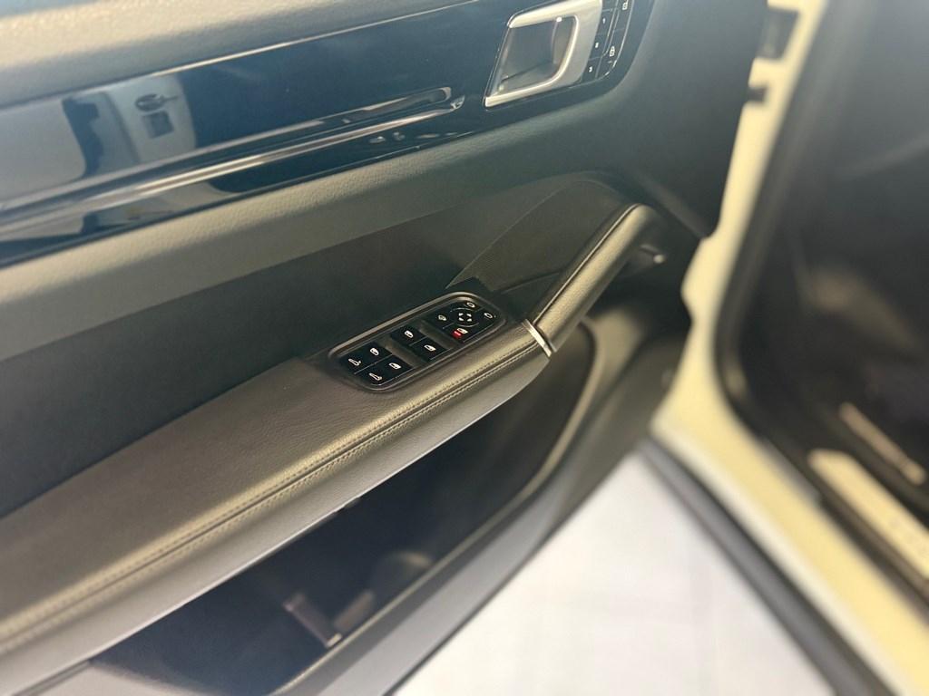 used 2020 Porsche Cayenne car, priced at $28,998