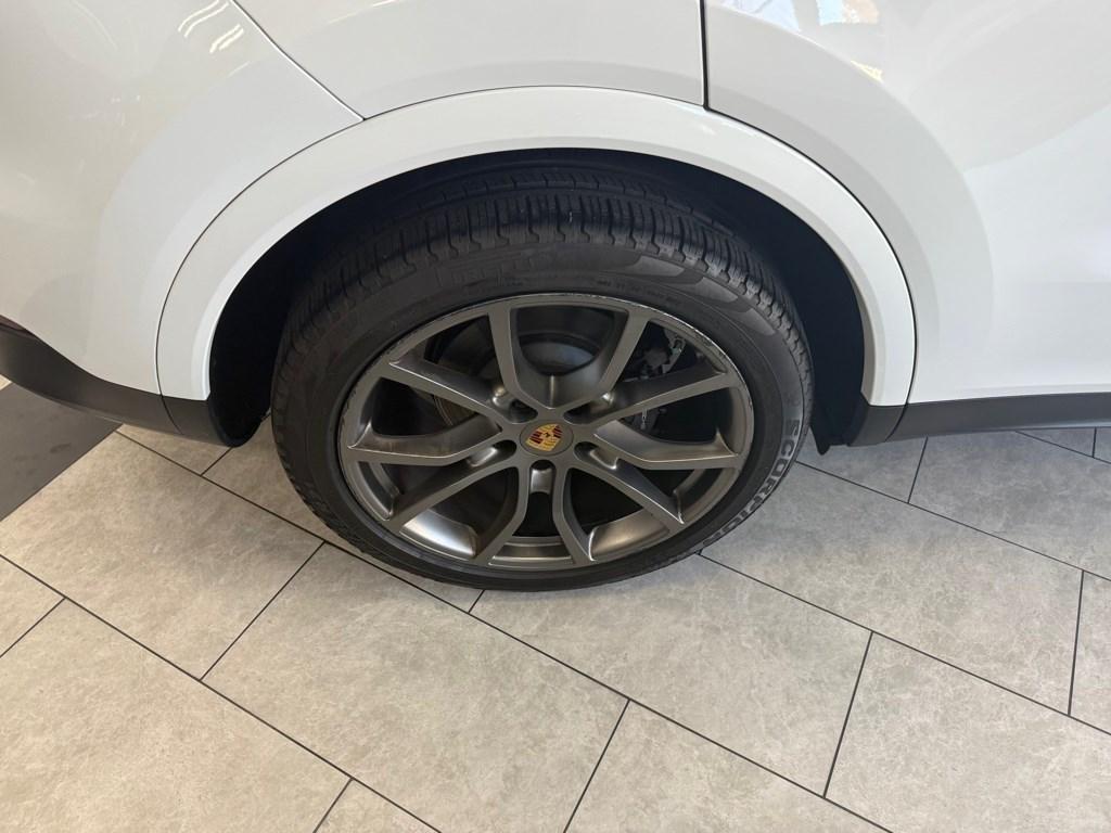 used 2020 Porsche Cayenne car, priced at $28,998