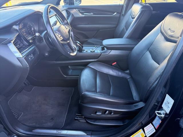 used 2023 Cadillac XT5 car, priced at $28,998