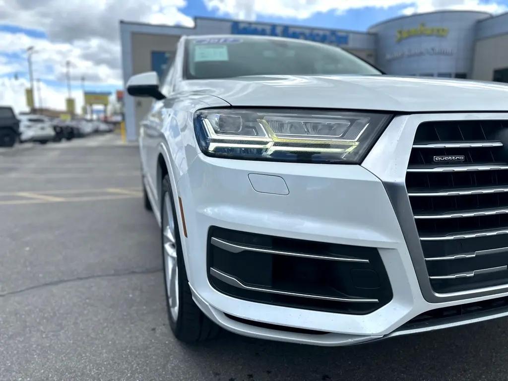 used 2017 Audi Q7 car, priced at $15,748