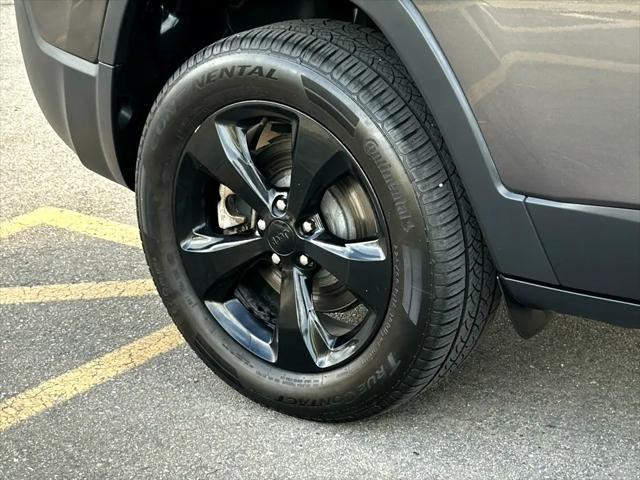 used 2019 Jeep Cherokee car, priced at $17,998