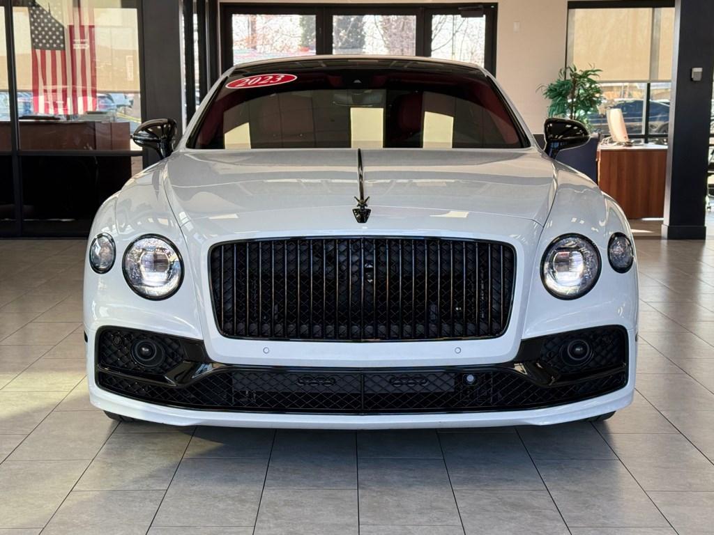 used 2023 Bentley Flying Spur Hybrid car, priced at $184,998