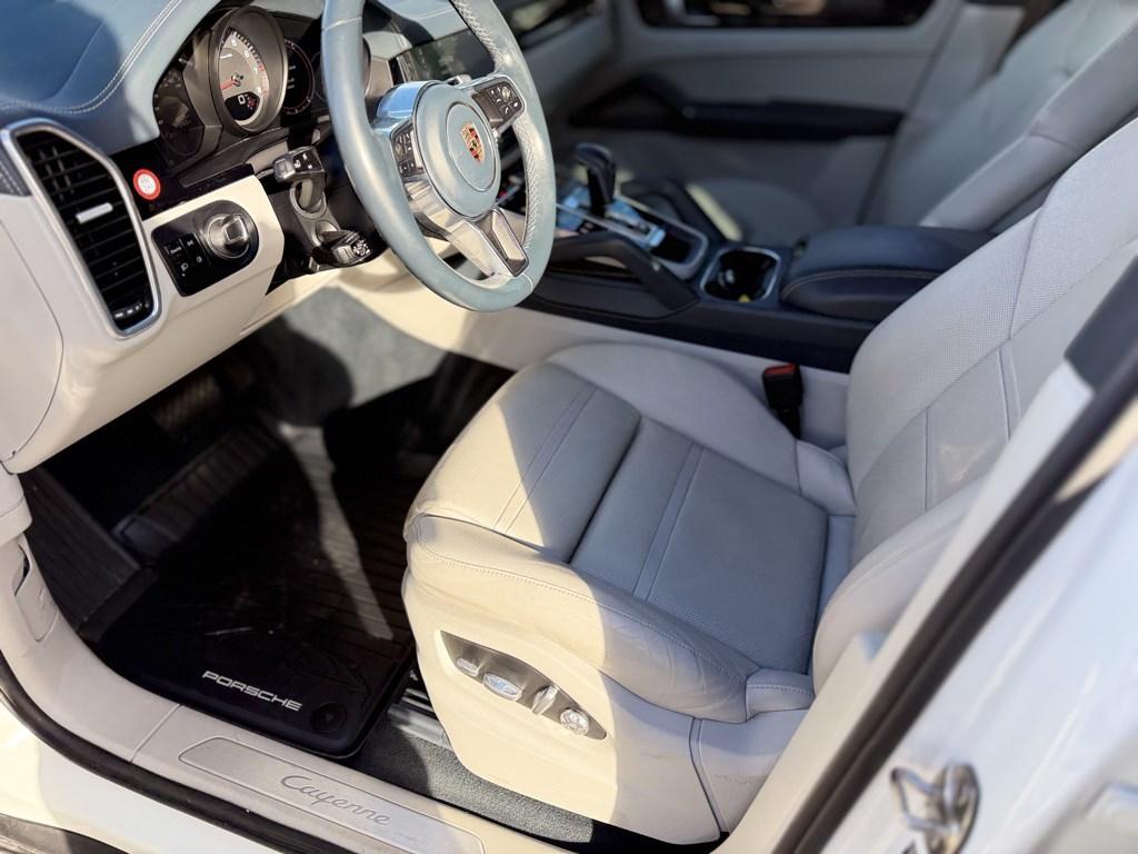 used 2020 Porsche Cayenne car, priced at $27,998