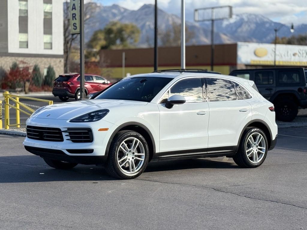 used 2020 Porsche Cayenne car, priced at $27,998