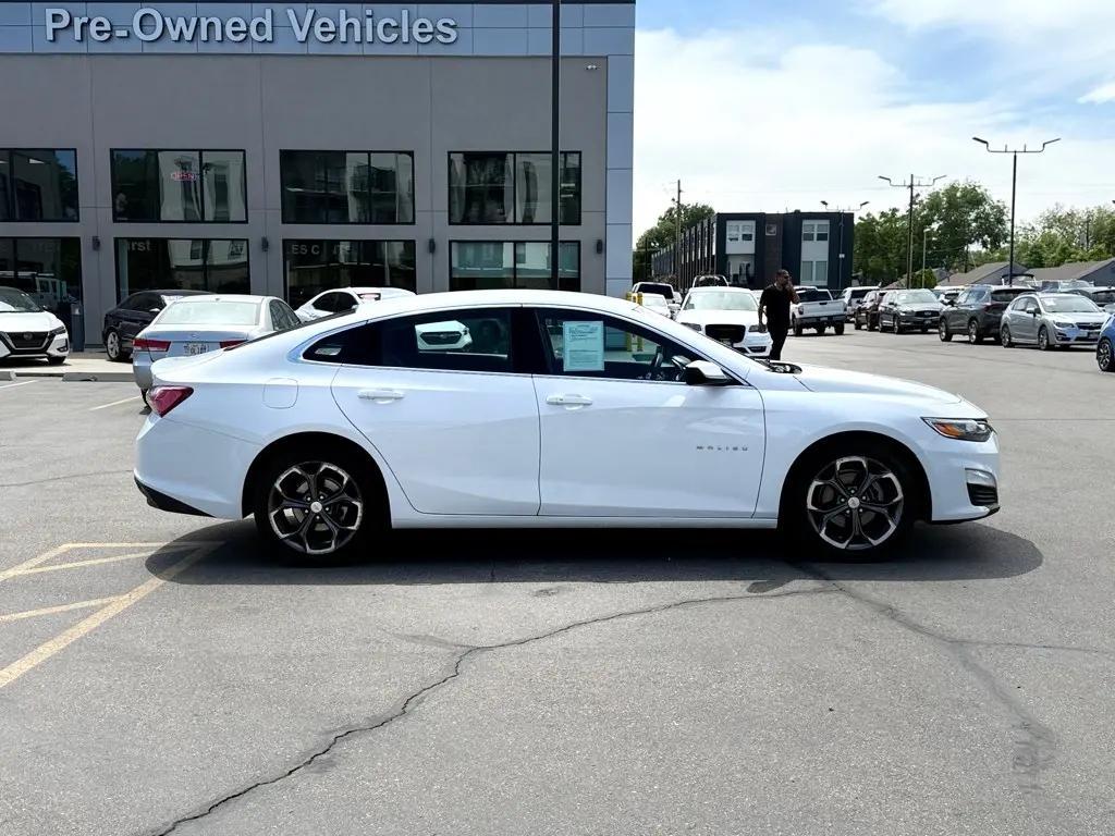 used 2022 Chevrolet Malibu car, priced at $9,998