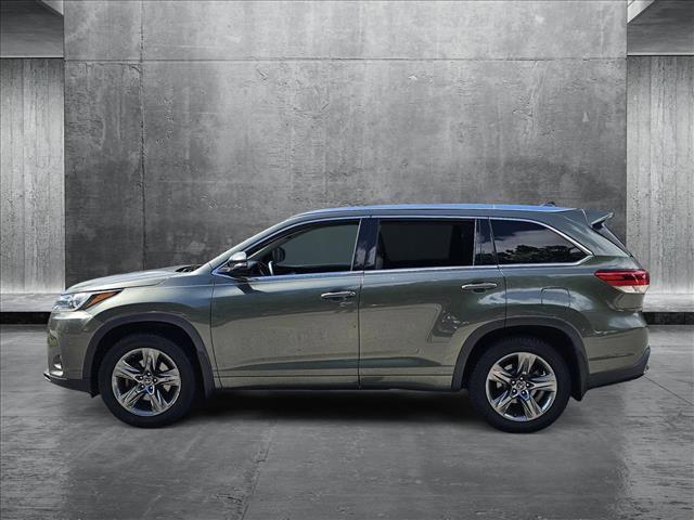used 2017 Toyota Highlander car, priced at $23,049