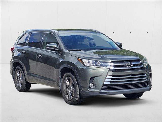 used 2017 Toyota Highlander car, priced at $22,475