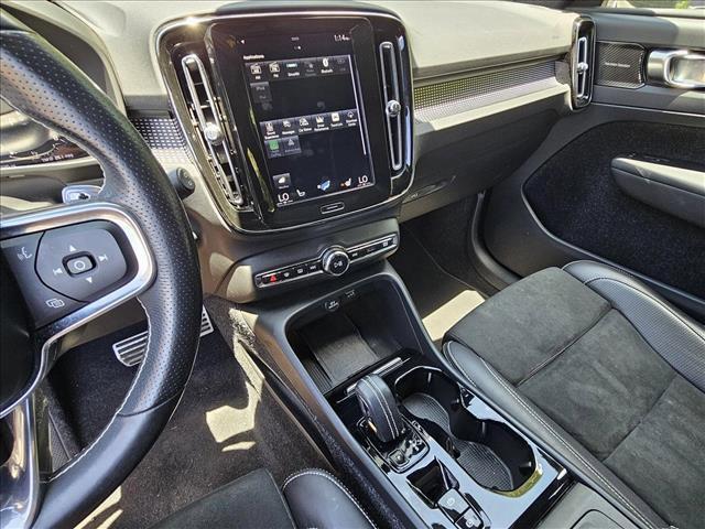 used 2019 Volvo XC40 car, priced at $22,392