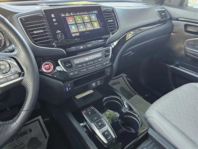 used 2022 Honda Passport car, priced at $34,185
