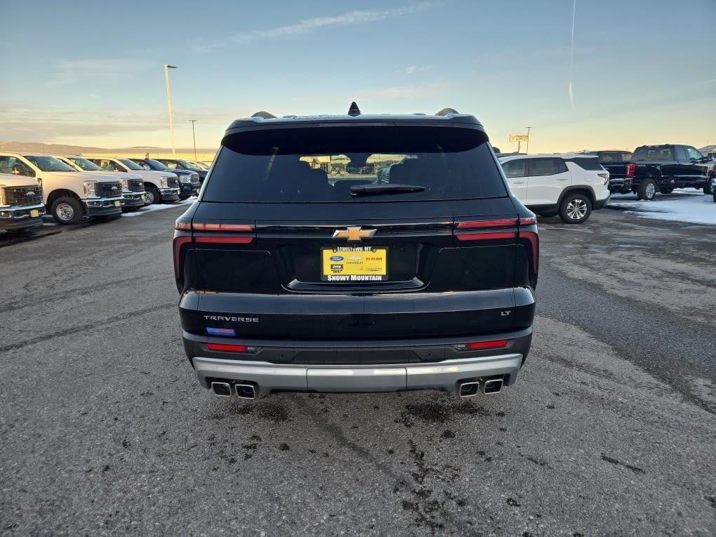 new 2024 Chevrolet Traverse car, priced at $42,440