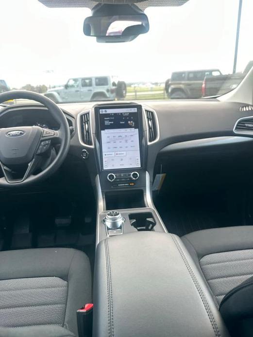 new 2024 Ford Edge car, priced at $40,260