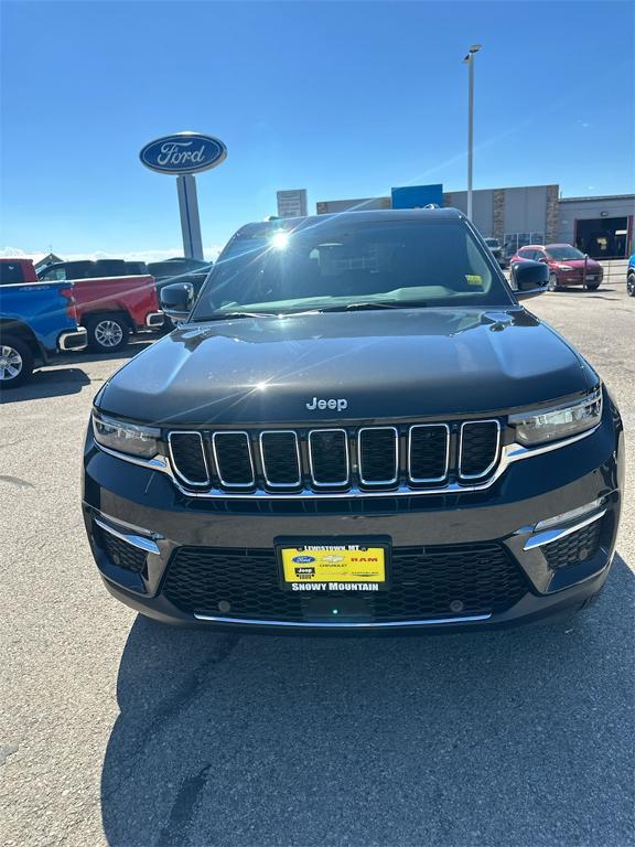 new 2024 Jeep Grand Cherokee car, priced at $54,231