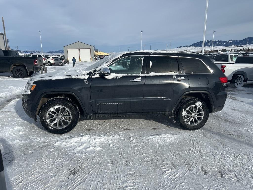 used 2016 Jeep Grand Cherokee car, priced at $17,425