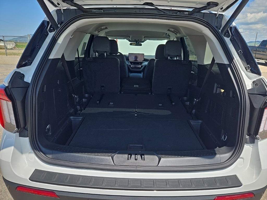 new 2025 Ford Explorer car, priced at $49,160
