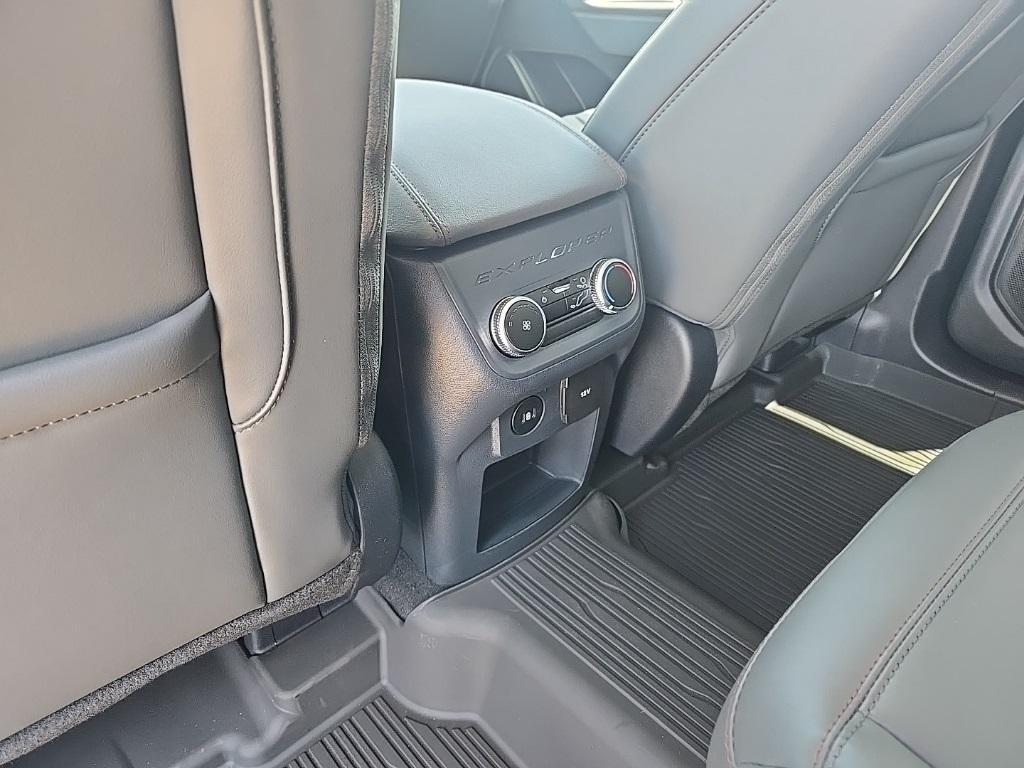 new 2025 Ford Explorer car, priced at $49,160