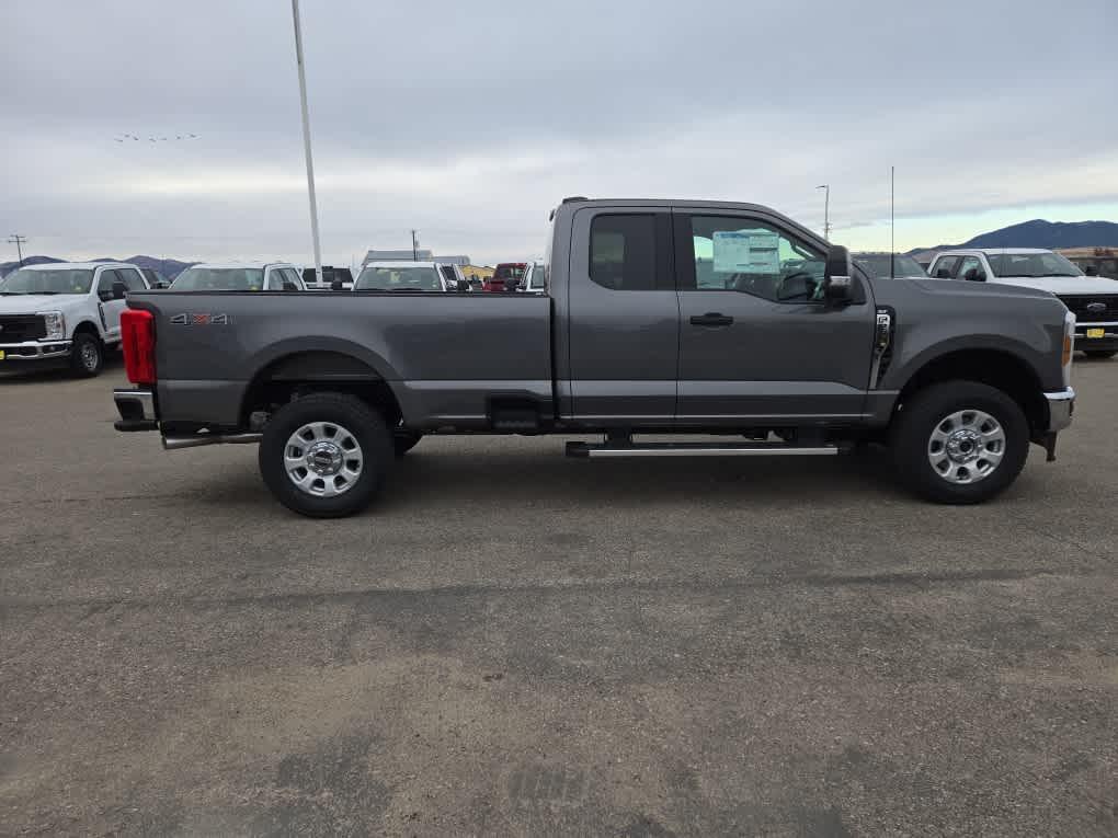 new 2024 Ford F-250 car, priced at $58,365