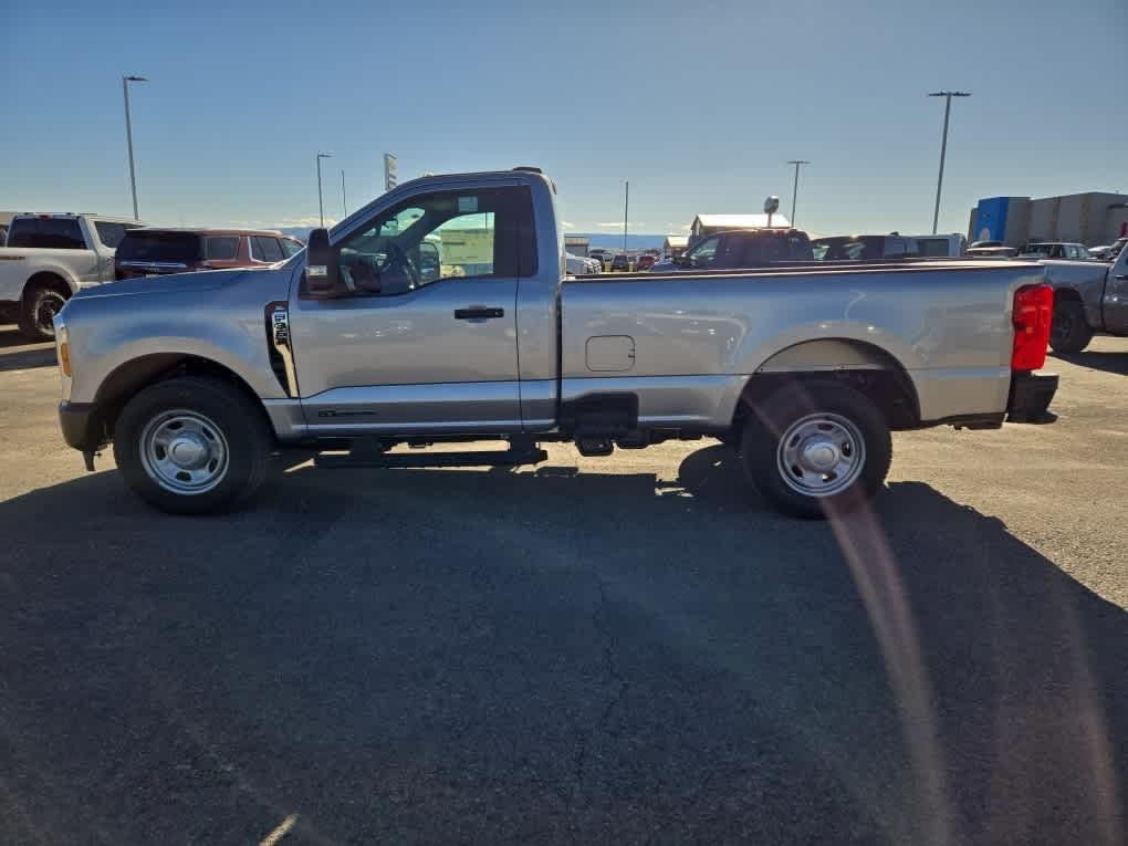 new 2024 Ford F-350 car, priced at $59,995