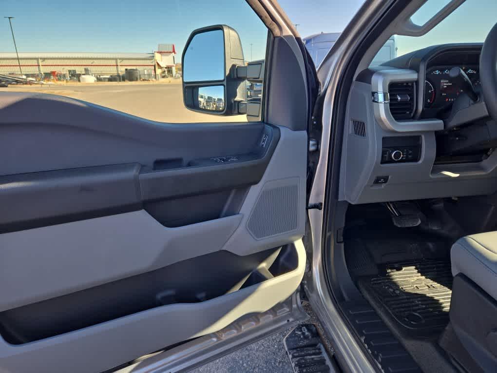 new 2024 Ford F-350 car, priced at $56,366