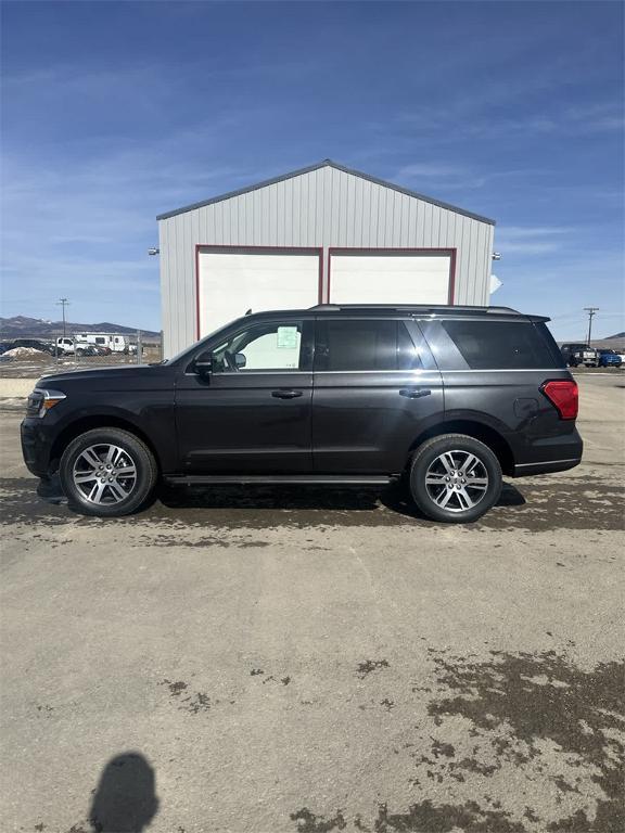 new 2024 Ford Expedition car, priced at $72,120