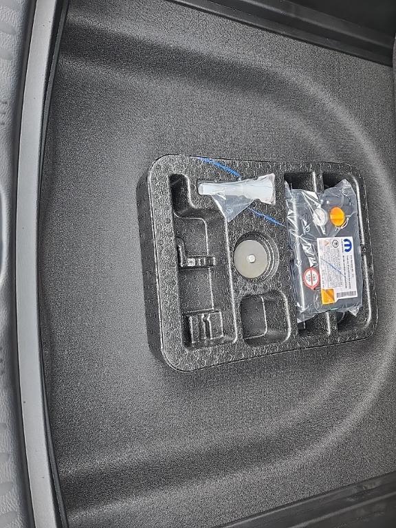 new 2025 Jeep Compass car, priced at $32,160