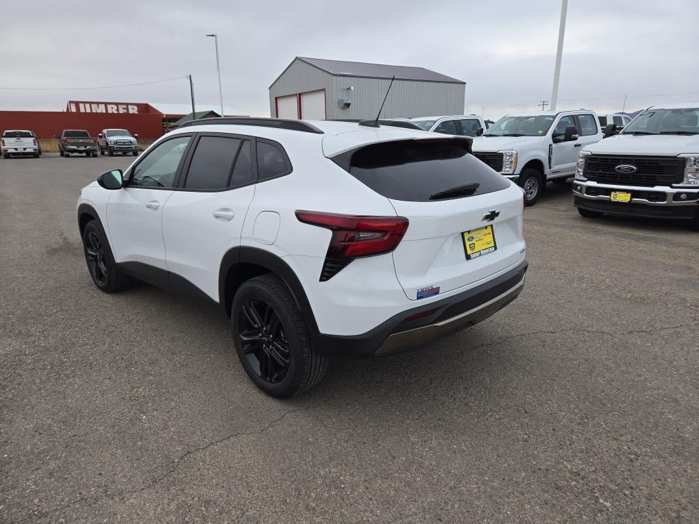 new 2025 Chevrolet Trax car, priced at $26,190